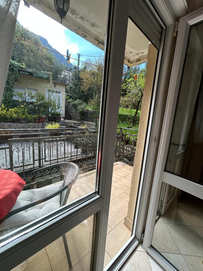 Studio On The Coast, With A View Of The Sunrise,Free We-Fi Kotor Extérieur photo