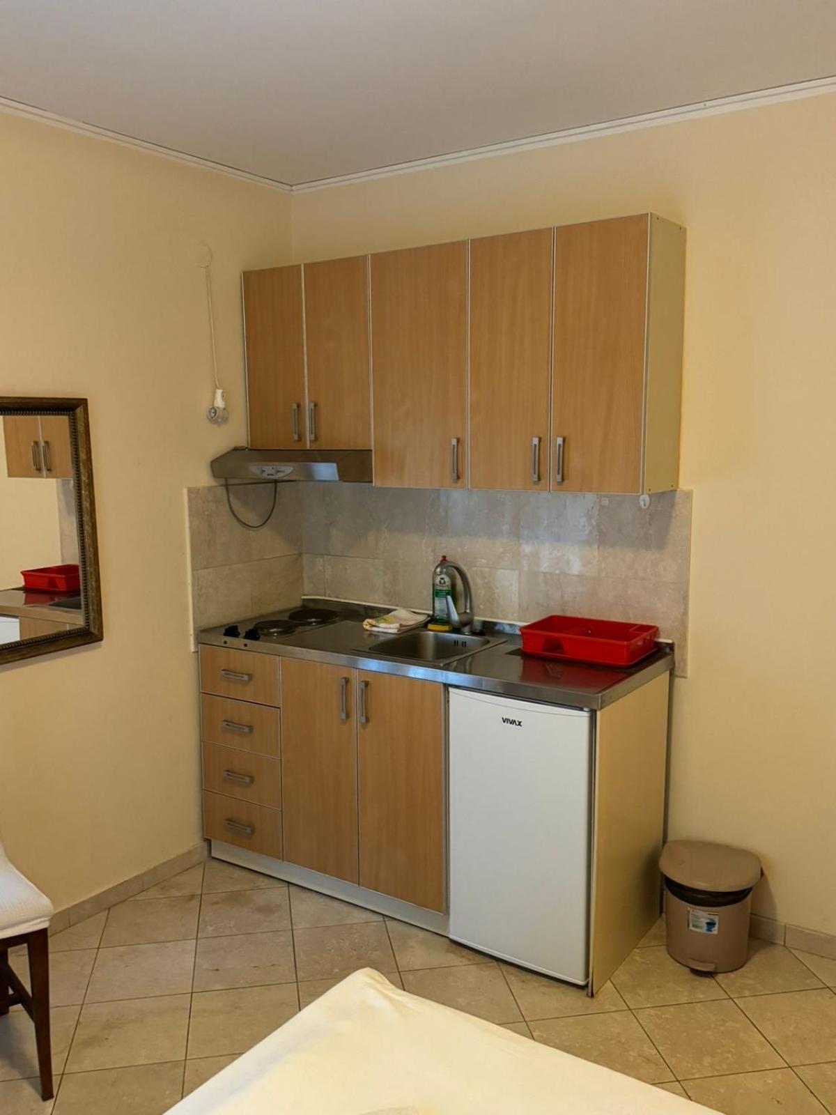 Studio On The Coast, With A View Of The Sunrise,Free We-Fi Kotor Extérieur photo